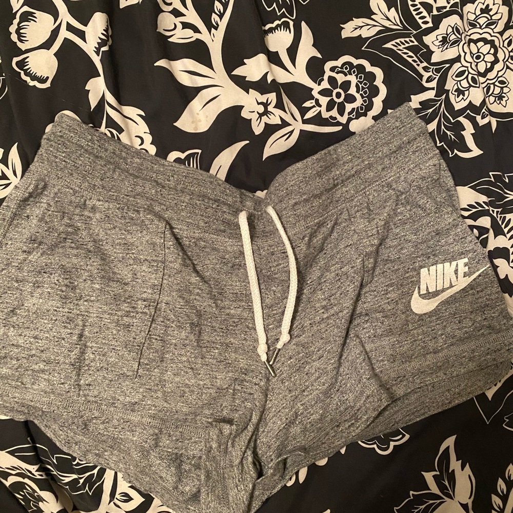 nike lounge shorts